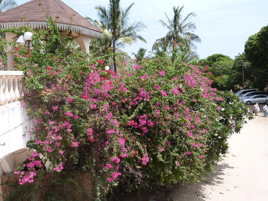 Aquarius Club Hotel Watamu Exterior photo