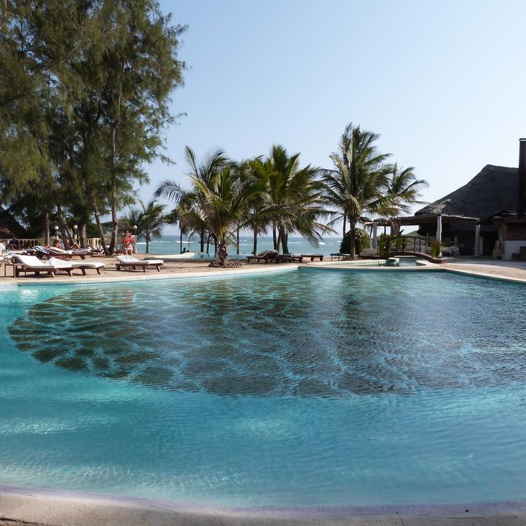 Aquarius Club Hotel Watamu Exterior photo